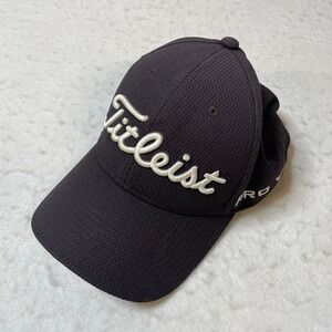 Titleist Pro V1 Golf Cap‎ Hat Black White Embroidered Logo S/M